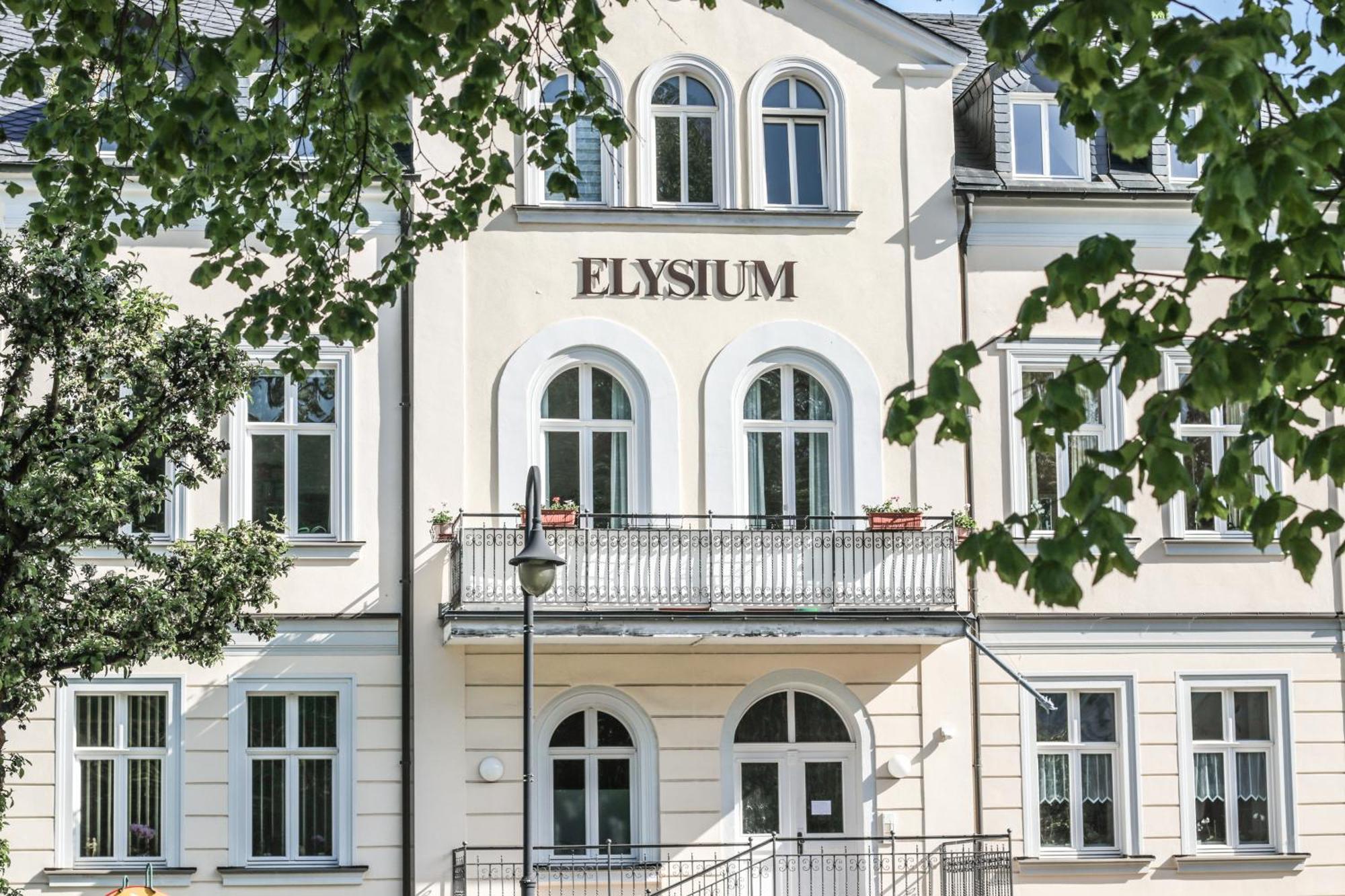 Apartment Elysium Am Rosengarten Bad Elster Extérieur photo
